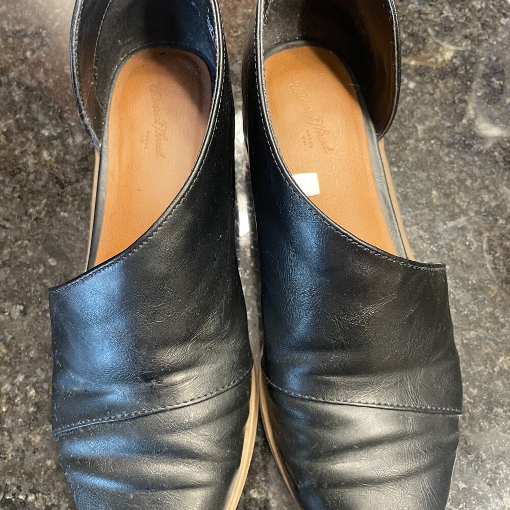 Universal Thread Open Side Black Booties Size 7 - image 1